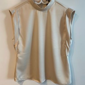 Dynamite Satin muscle t-shirt